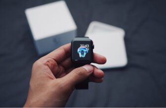 What Are the Best Smartwatches for Seniors?